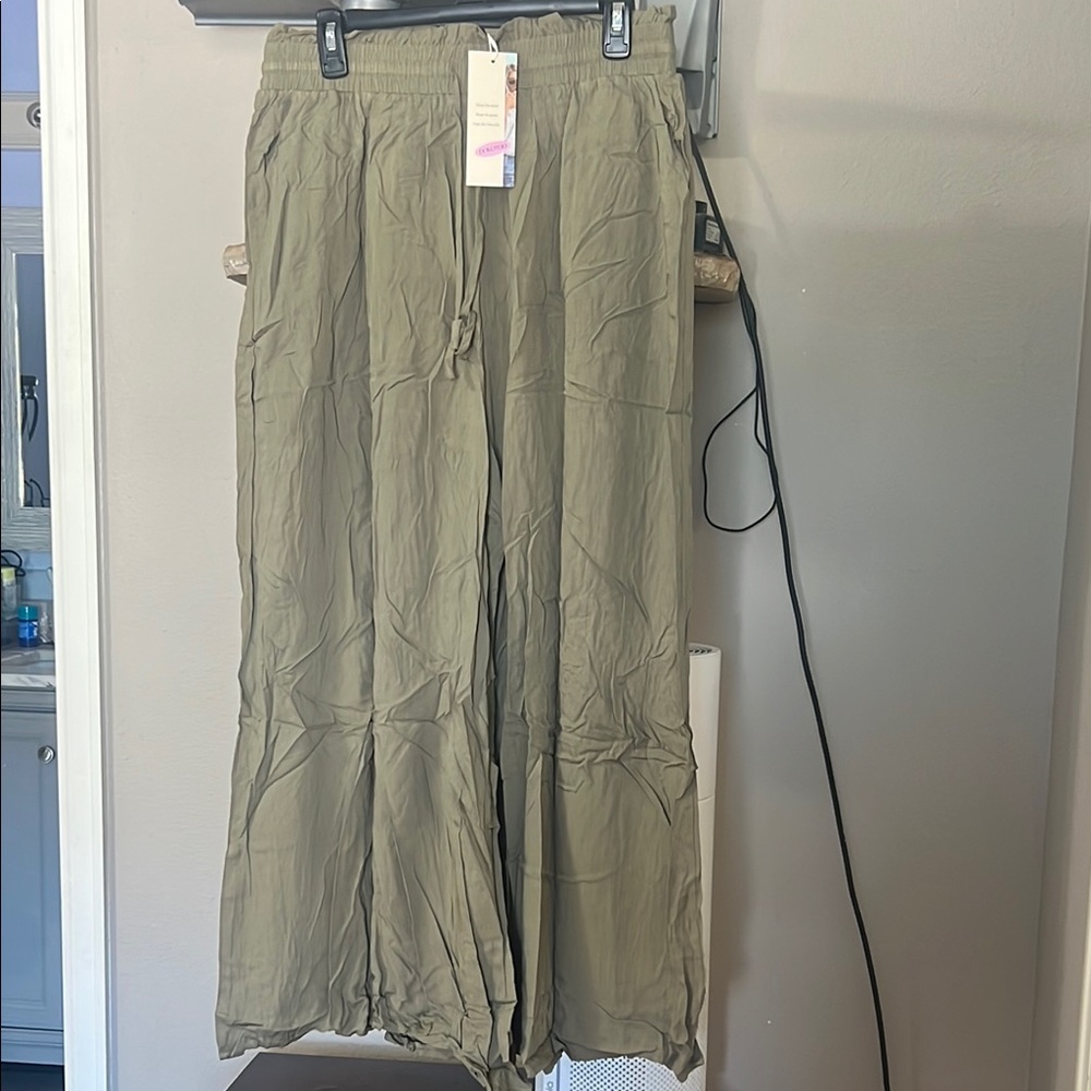 Olive Green Wide-Leg Pants